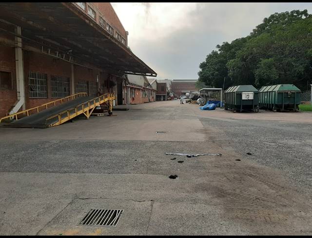 1,700M² WAREHOUSE FOR SALE IN NEW GERMANY